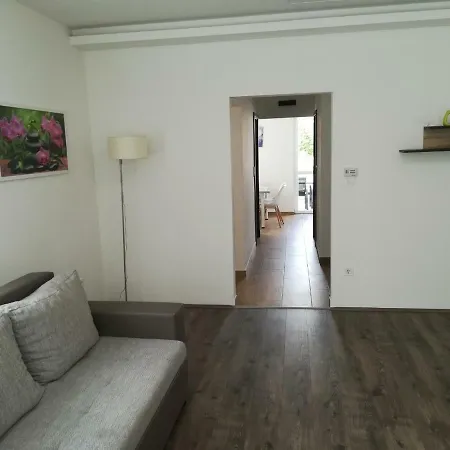 Διαμέρισμα Hajnal Apartmanhaz Hajdúszoboszló