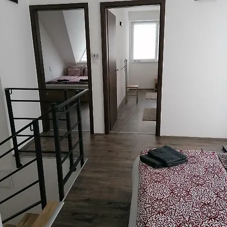 Hajnal Apartmanhaz *
