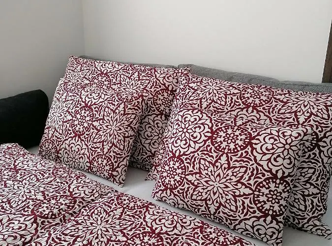 Hajnal Apartmanhaz *