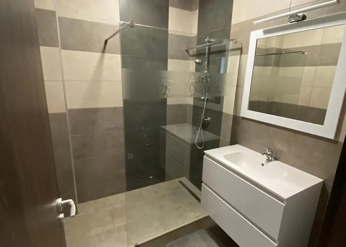 公寓 Hajnal Apartmanhaz *