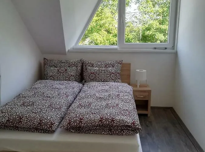 公寓 Hajnal Apartmanhaz *