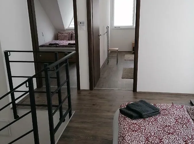 Hajnal Apartmanhaz *